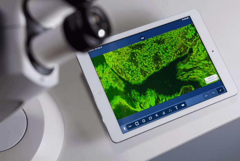 Profesionāls gaismas mikroskops Zeiss Primostar 3 21 mikroskopas su wifi kamera